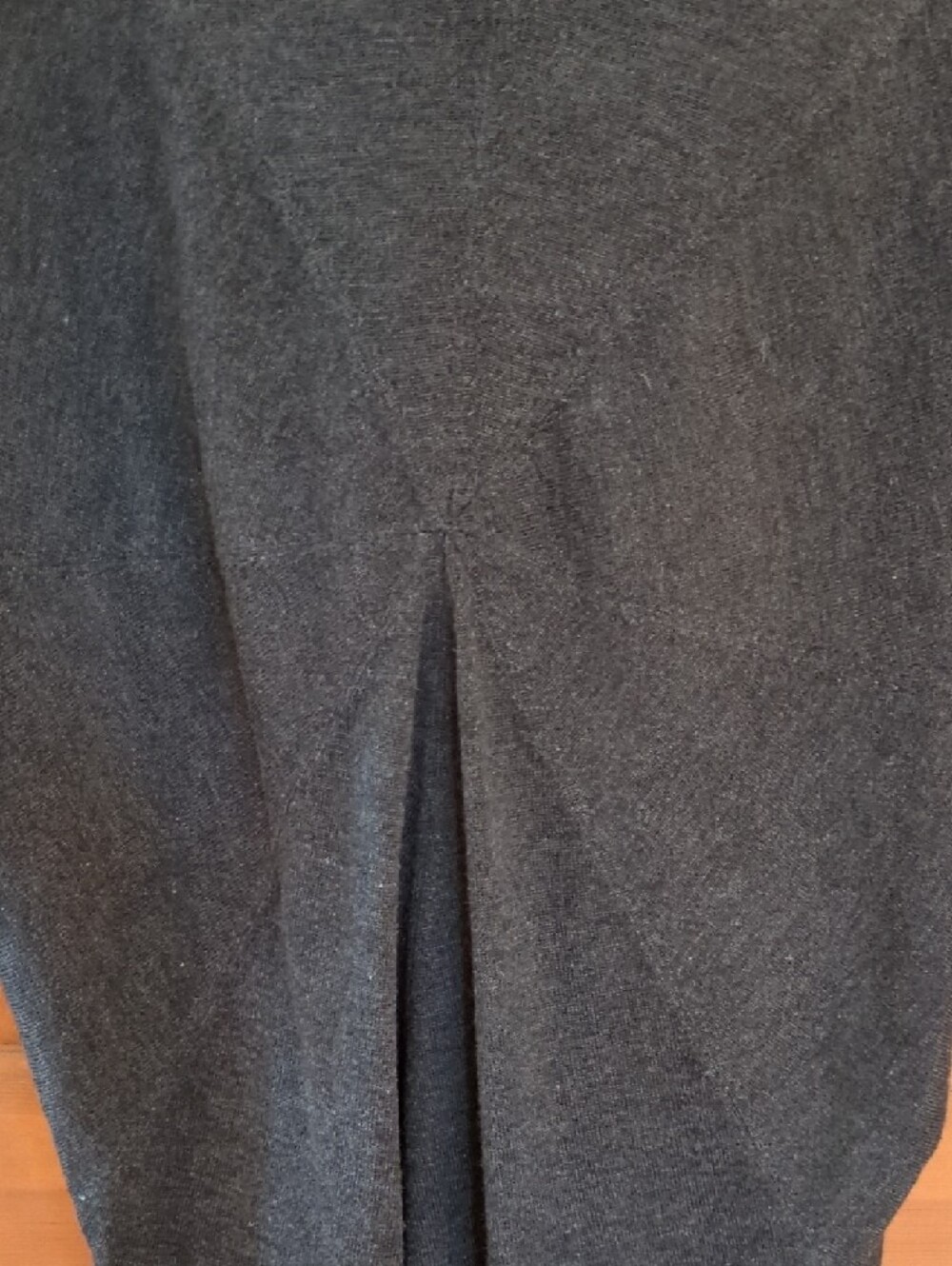 Calvin Klein Dark Charcoal Minimalist Batwing Short-Sleeve Knit Dress Size Small - Picture 7 of 11